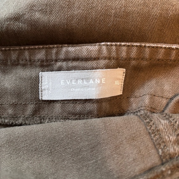 Everlane The Organic Cotton Herringbone Dress in Beech Green - Picture 5 of 6